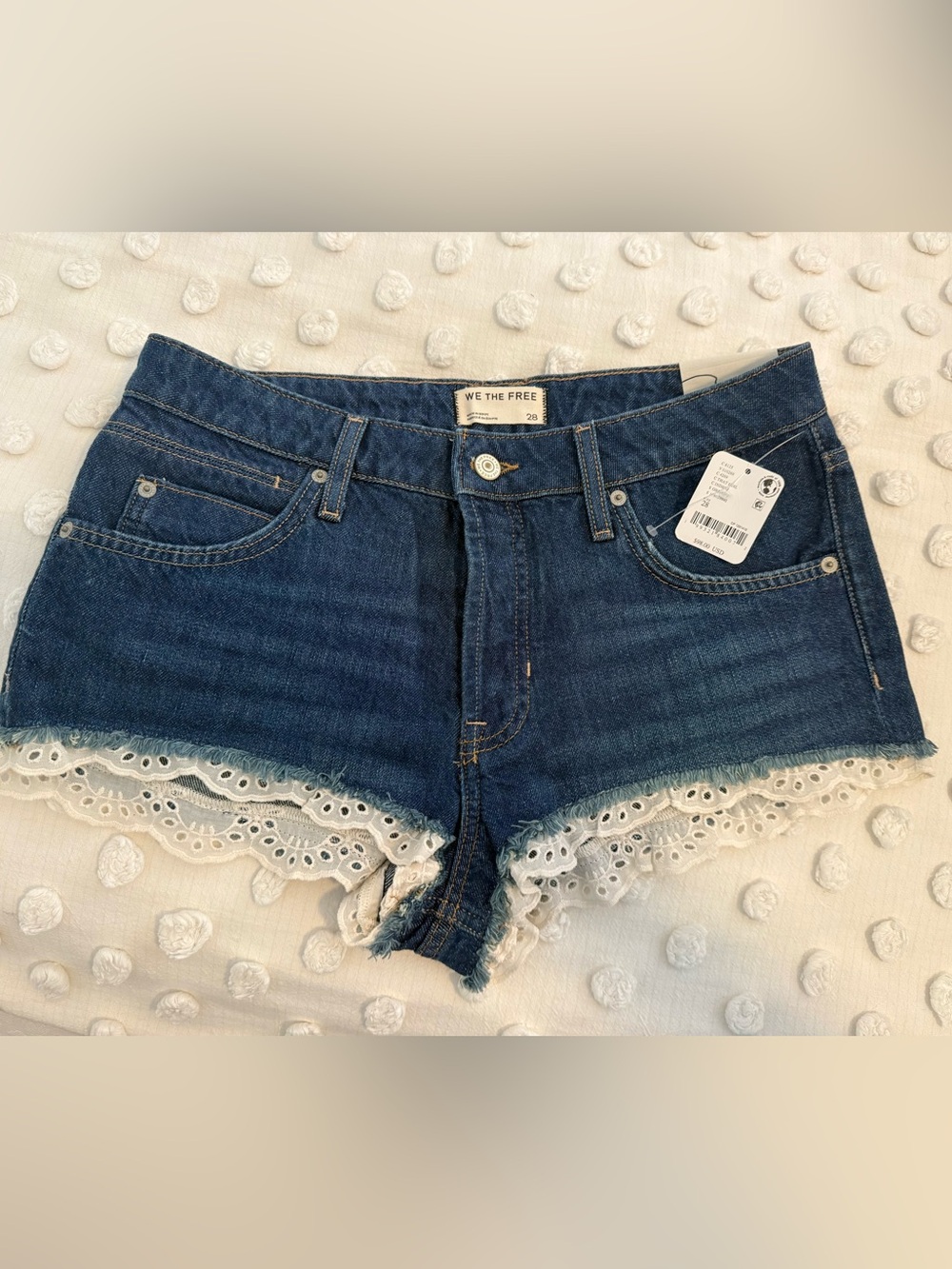 We The Free Women’s Dark Blue Denim Lace Hem Shorts 28